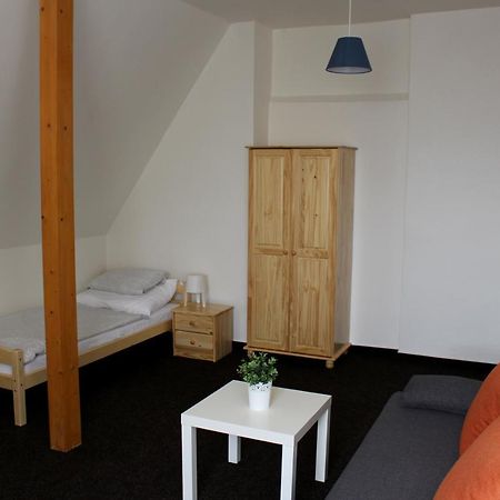 Hostinec A Penzion Stare Nadrazi Ostrava Exterior foto